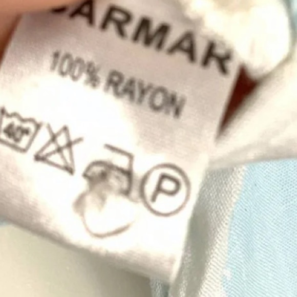 💀✨BRAND NEW LF Carmar Cropped Blue White Top💙🤍 - Picture 2 of 3